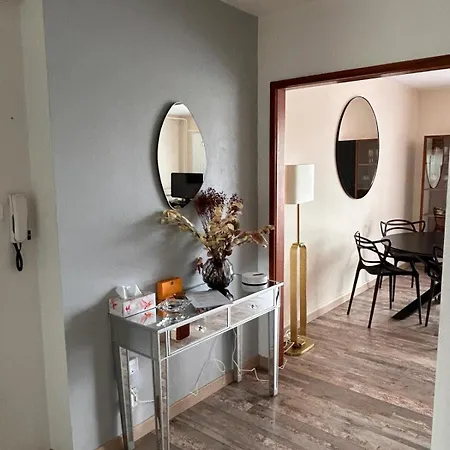 Sur Les Bords De L'ill דירה