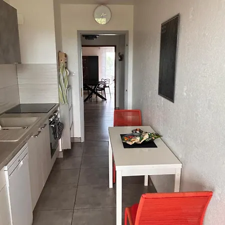 Sur Les Bords De L'ill شقة *